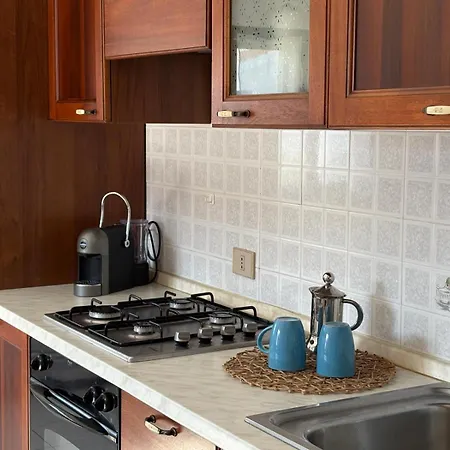 Casa Le Ginestre - *